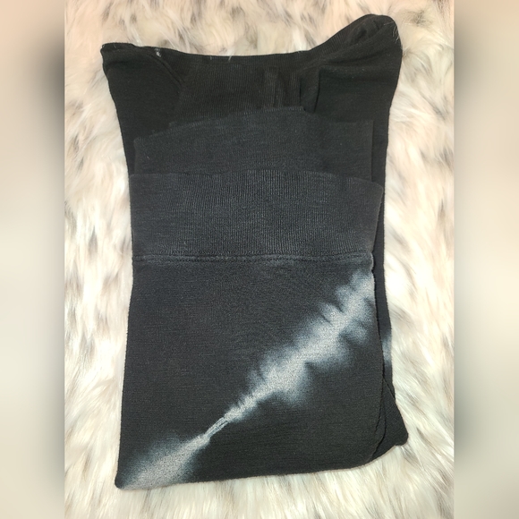 Sundry oversized sweatshirt and yoga pants size 0 sets. - Picture 7 of 9